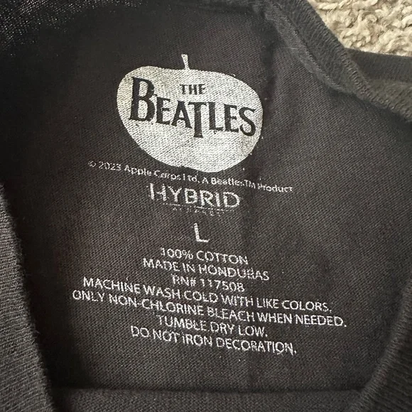 Beatles Abbey Road Tee- Unisex - Picture 4 of 5